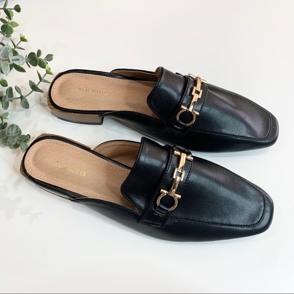 Shoes - NWOT Woman’s Black Mule Slip On size 7